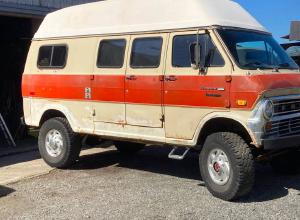 1973 Ford Econoline E300 Quadravan, V8, D44/D60, Dana 20 For Sale