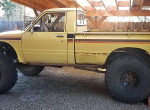 1980 Toyota Pickup, 38s, dual cases, bobbed For Sale