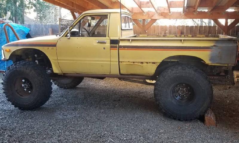 1980 Toyota Pickup, 38s, dual cases, bobbed For Sale - 1