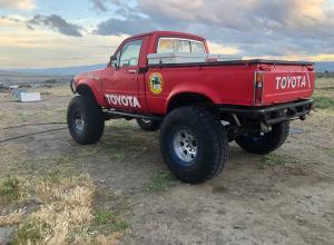 1982 Toyota Pickup, 20R, duals, 5.29s, winch, beadlocks For Sale