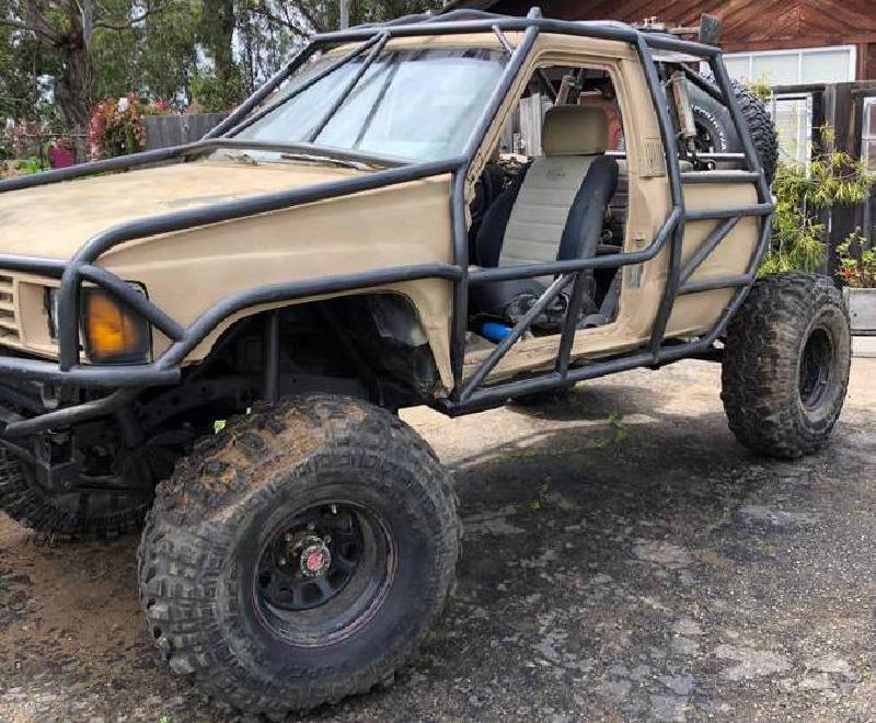 1984 Toyota 4Runner, Detroits, coilovers, dual cases For Sale - 1
