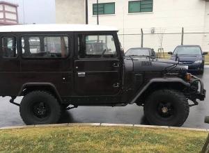 1984 Toyota Land Cruiser BJ46, Diesel, 5spd, Long body For Sale