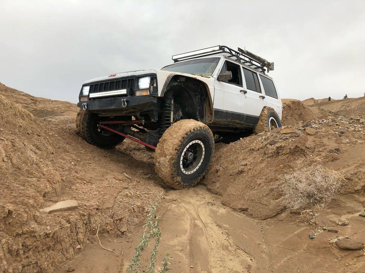 jeep xj crawler