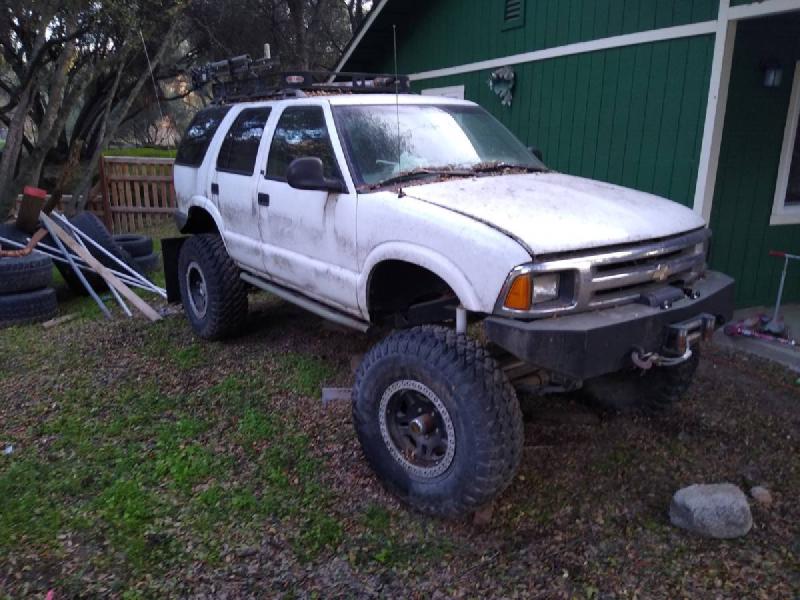 1996 Chevy S10 Blazer, SAS, Locked, Winch For Sale - 1