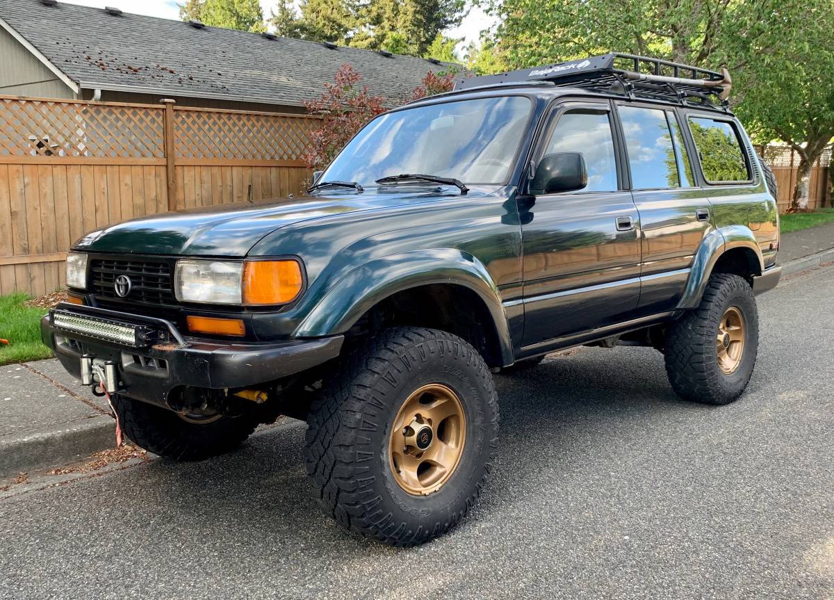 1996 Toyota Land Cruiser FZJ80, 4" lift, winch - BuiltRigs