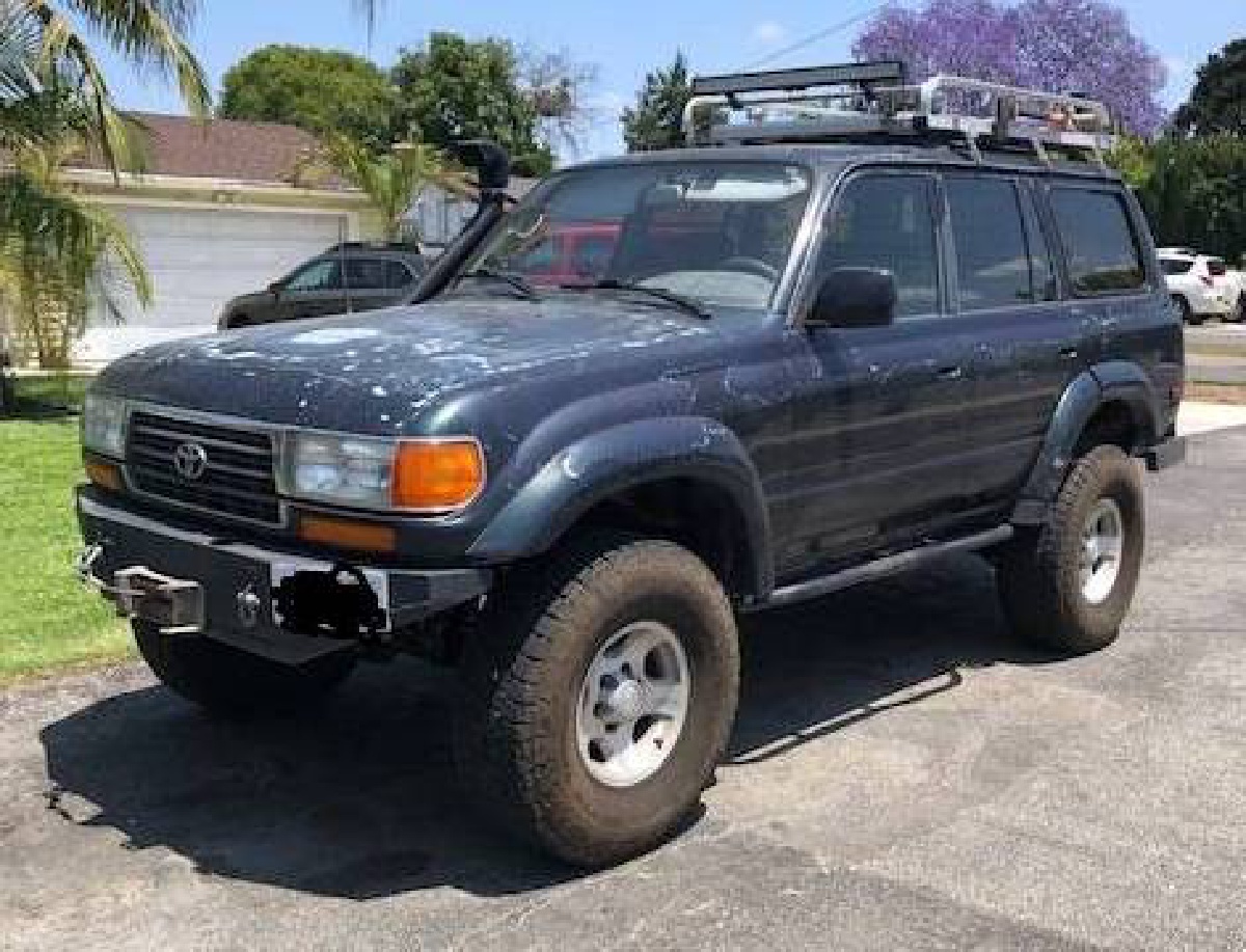 Mengarungi Medan Berat: Panduan Lengkap Mengenai Lift Kit untuk Toyota Land Cruiser 96 Seri