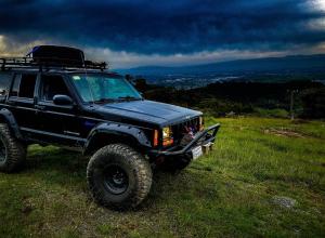 1998 Jeep Cherokee XJ on 35s, winch, manual For Sale