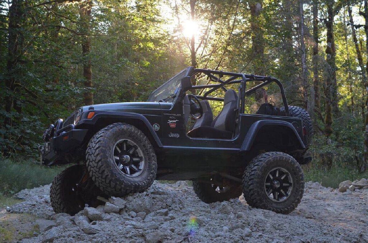 1998 Jeep Wrangler TJ on 37” Toyos