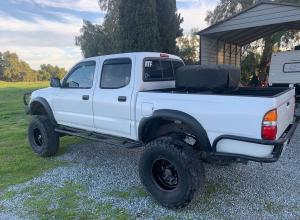 2002 Toyota Tacoma with SAS on 35s For Sale