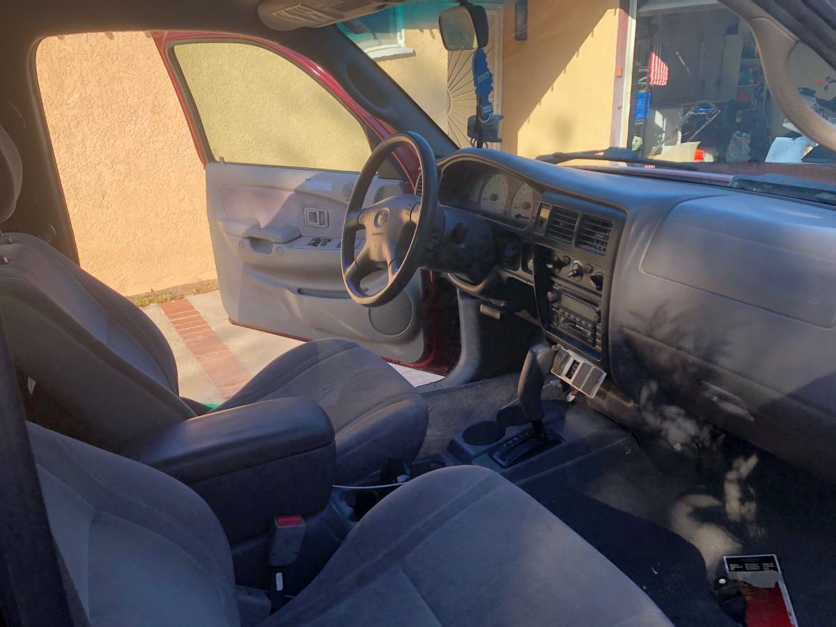 2004 Toyota Prerunner with King Shocks/Coilovers BuiltRigs