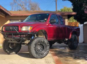 2004 Toyota Tacom Prerunner with King Shocks/Coilovers For Sale